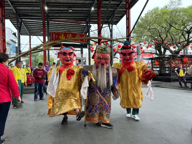 8726bca57837a0ff7e9ebed202df8f73-1